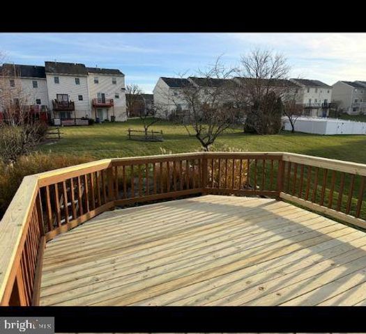 755 ROBIN HILL CIR, York, PA 17404