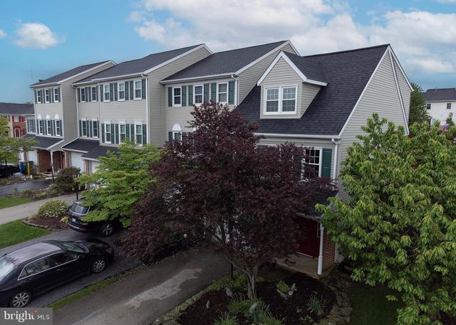 755 ROBIN HILL CIR, York, PA 17404