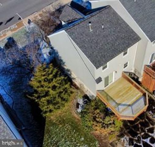 755 ROBIN HILL CIR, York, PA 17404