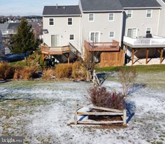 755 ROBIN HILL CIR, York, PA 17404