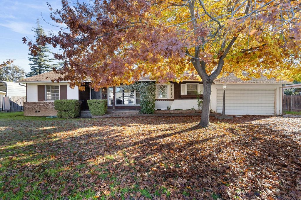 3330 Potter Ln, Sacramento, CA 95821