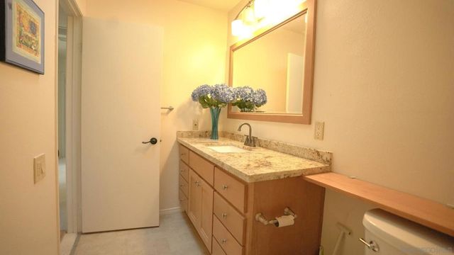 5576 Caminito Herminia, La Jolla, CA 92037