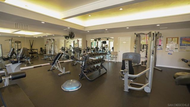 5576 Caminito Herminia, La Jolla, CA 92037