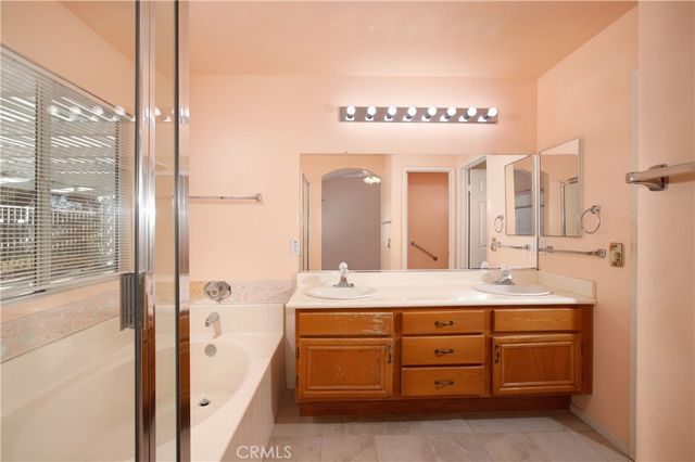 19707 Skyview Court, Canyon Country, CA 91351