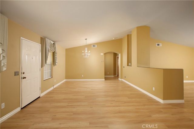 19707 Skyview Court, Canyon Country, CA 91351