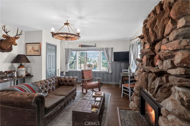 2775 View, Running Springs, CA 92382