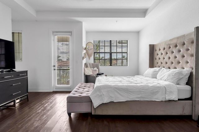 11303 SW 15th St, Pembroke Pines, FL 33025