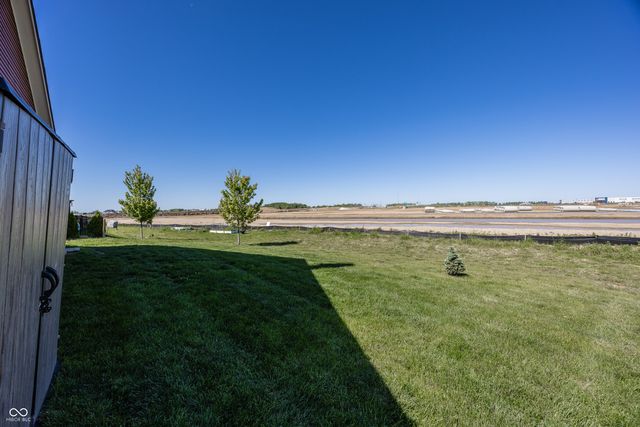 5412 Maywood Drive, Whitestown, IN 46075