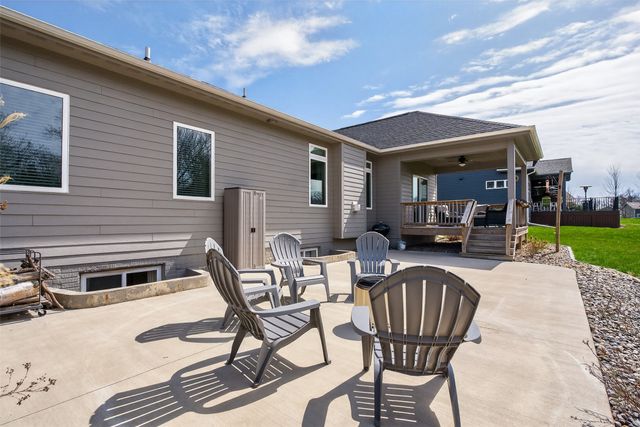930 Cardinal Drive, Polk City, IA 50226