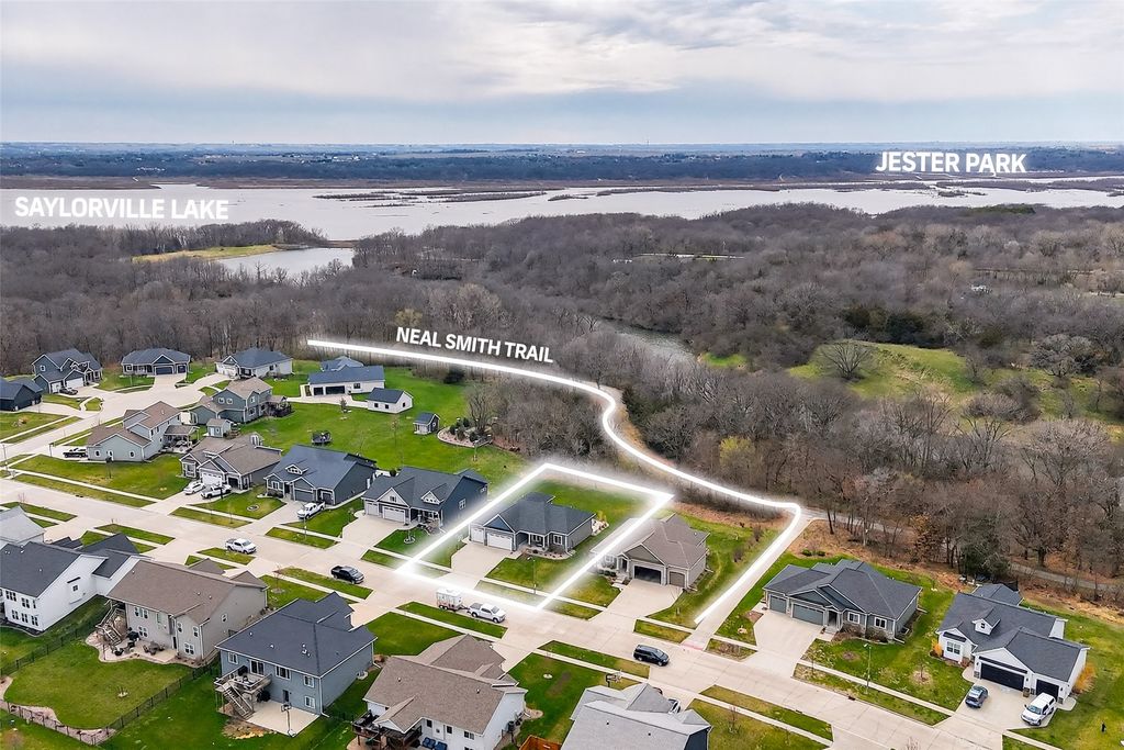 930 Cardinal Drive, Polk City, IA 50226