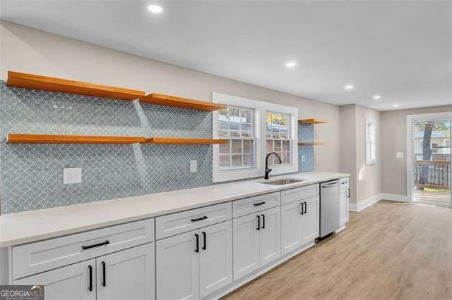 1874 PHILLIPS Avenue, East Point, GA 30344