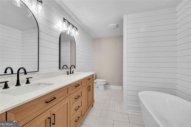 1874 PHILLIPS Avenue, East Point, GA 30344