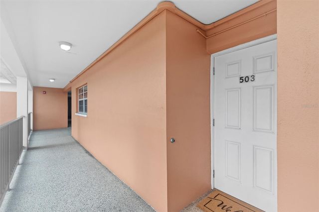 6800 20TH AVENUE N 503, St Petersburg, FL 33710