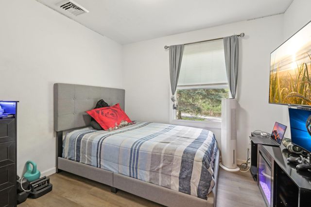 13 Jason Court, Newburgh, NY 12550