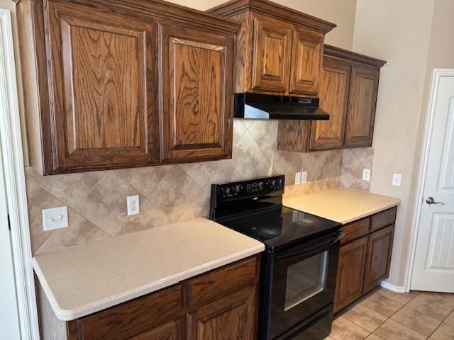 2220 SE 7th Street, Moore, OK 73160