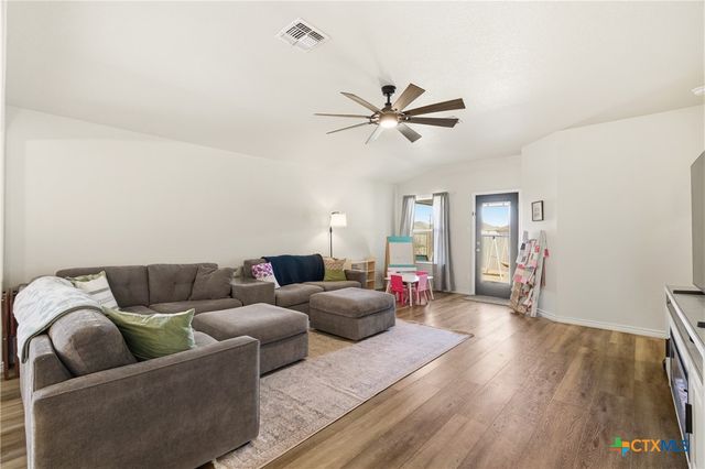 8816 Sky Crest Drive, Temple, TX 76502