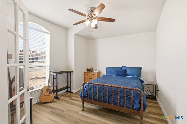 8816 Sky Crest Drive, Temple, TX 76502