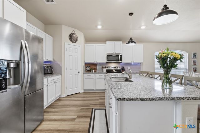 8816 Sky Crest Drive, Temple, TX 76502