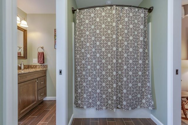 42 Lenzi Point Road, Barrington, NH 03825