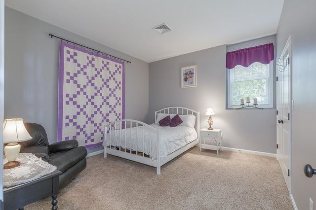 42 Lenzi Point Road, Barrington, NH 03825