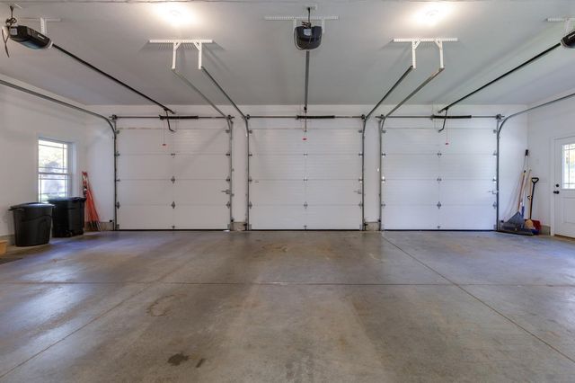 42 Lenzi Point Road, Barrington, NH 03825