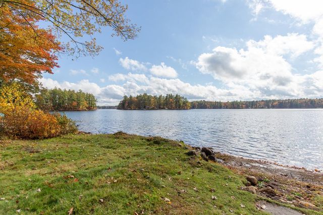 42 Lenzi Point Road, Barrington, NH 03825