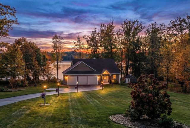 42 Lenzi Point Road, Barrington, NH 03825