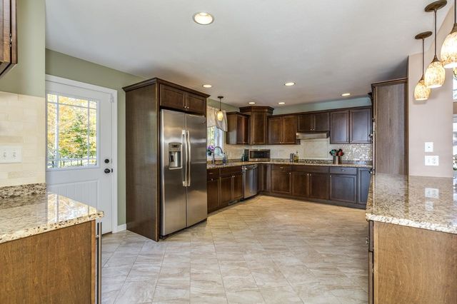 42 Lenzi Point Road, Barrington, NH 03825