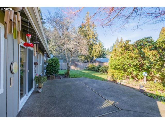 1923 RITING Ct, Salem, OR 97302