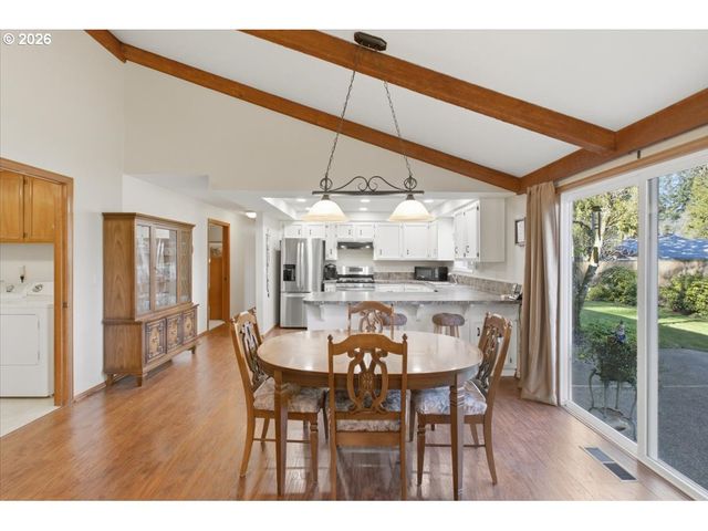 1923 RITING Ct, Salem, OR 97302