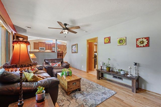 8740 Hillview Drive E, Saint Bonifacius, MN 55375