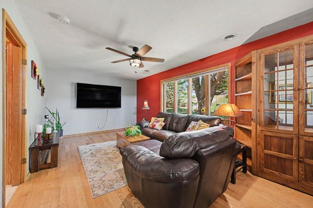 8740 Hillview Drive E, Saint Bonifacius, MN 55375