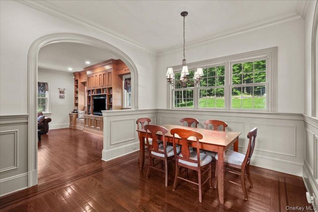 135 Pines Bridge Road, Katonah, NY 10536