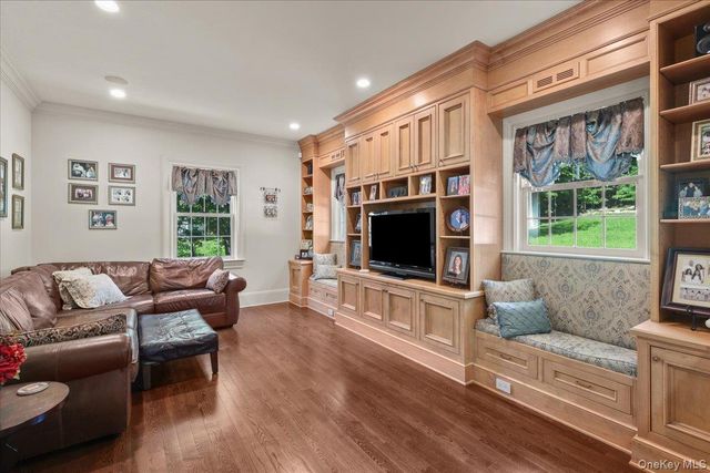 135 Pines Bridge Road, Katonah, NY 10536