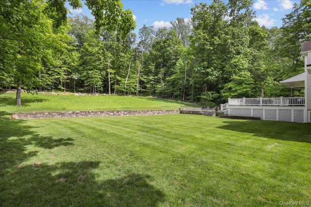 135 Pines Bridge Road, Katonah, NY 10536