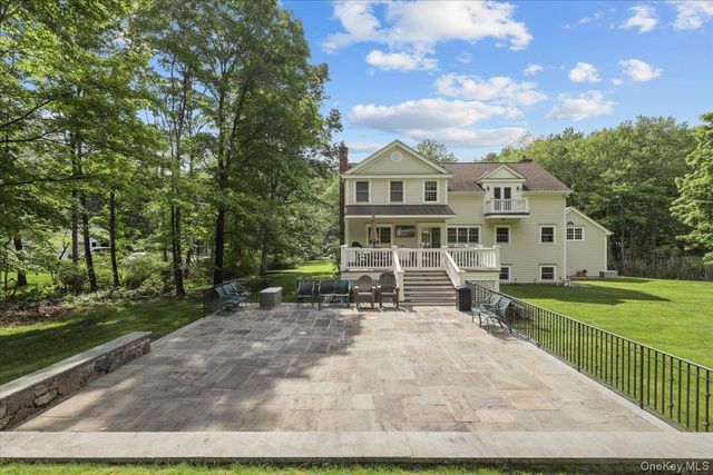 135 Pines Bridge Road, Katonah, NY 10536
