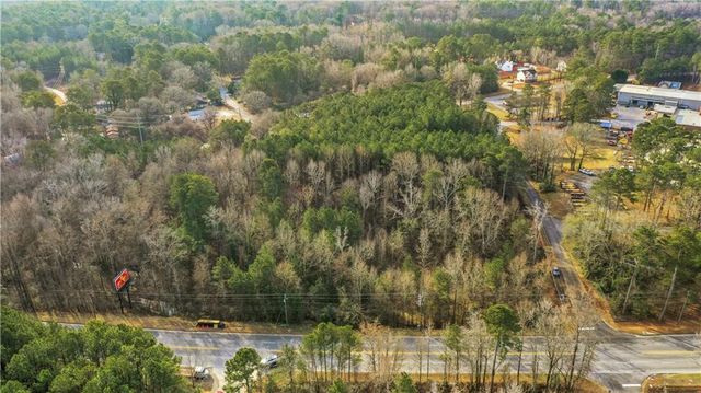 2105 Forest Parkway, Morrow, GA 30260