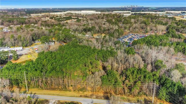 2105 Forest Parkway, Morrow, GA 30260