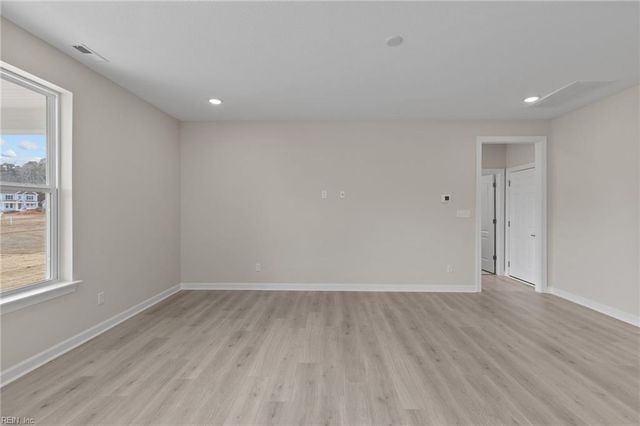 331 Rhapsody DR, Suffolk, VA 23435