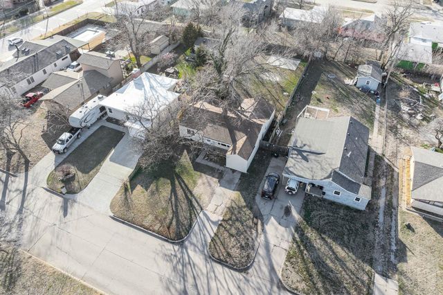 1925 S Elizabeth St, Wichita, KS 67213