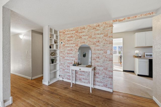 1925 S Elizabeth St, Wichita, KS 67213