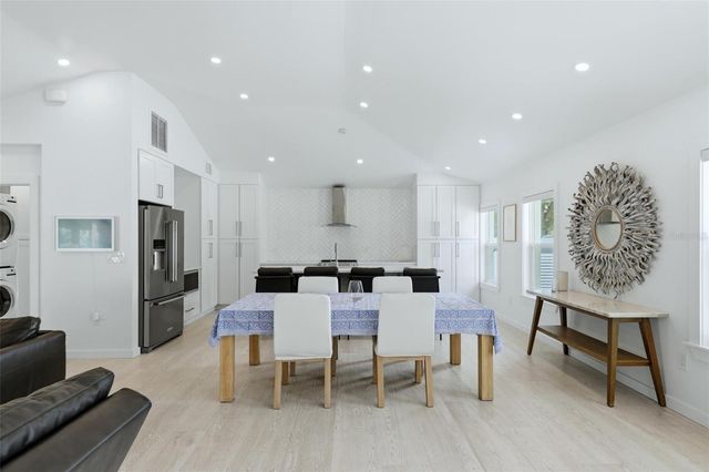 2473 RINGLING BOULEVARD, Sarasota, FL 34237