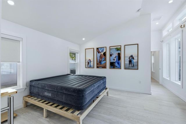 2473 RINGLING BOULEVARD, Sarasota, FL 34237