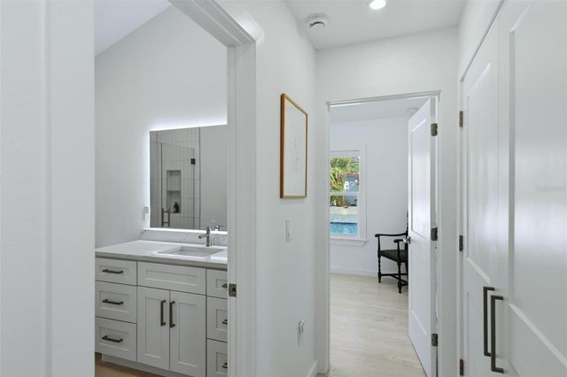 2473 RINGLING BOULEVARD, Sarasota, FL 34237