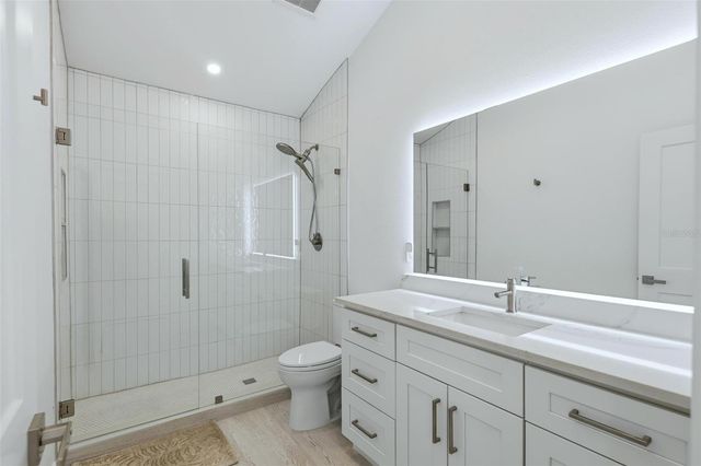 2473 RINGLING BOULEVARD, Sarasota, FL 34237