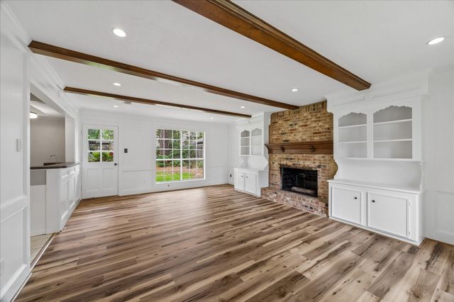 3319 Redwood Lodge Drive, Kingwood, TX 77339