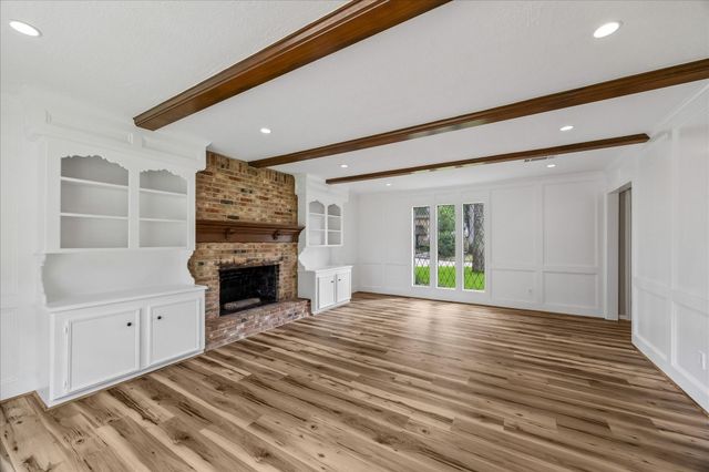 3319 Redwood Lodge Drive, Kingwood, TX 77339