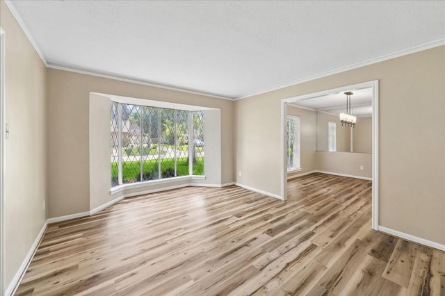 3319 Redwood Lodge Drive, Kingwood, TX 77339