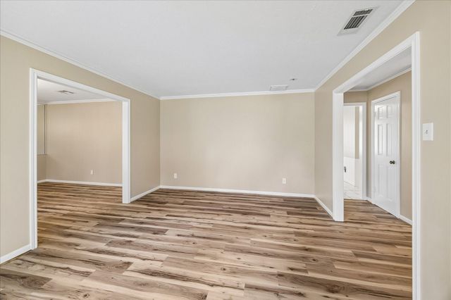 3319 Redwood Lodge Drive, Kingwood, TX 77339