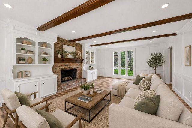 3319 Redwood Lodge Drive, Kingwood, TX 77339